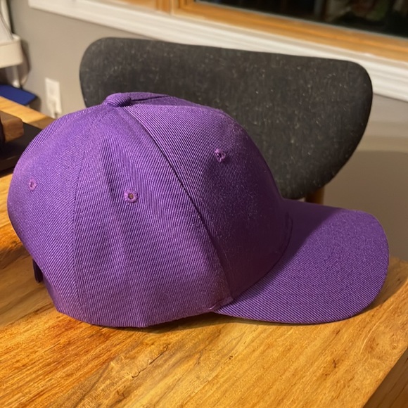 Purple Hat / Cap - Picture 3 of 6